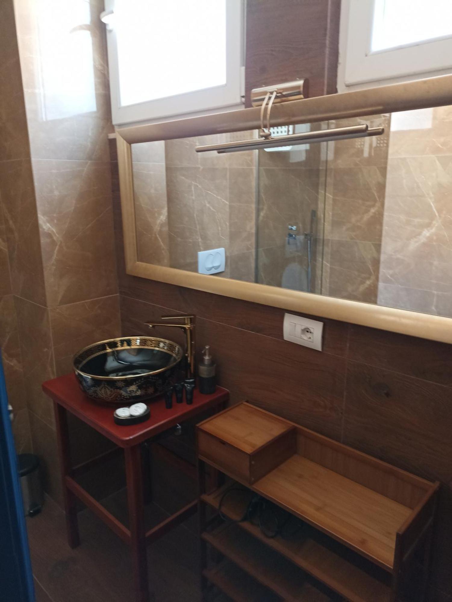 שקודר Amo'S Hotel מראה חיצוני תמונה